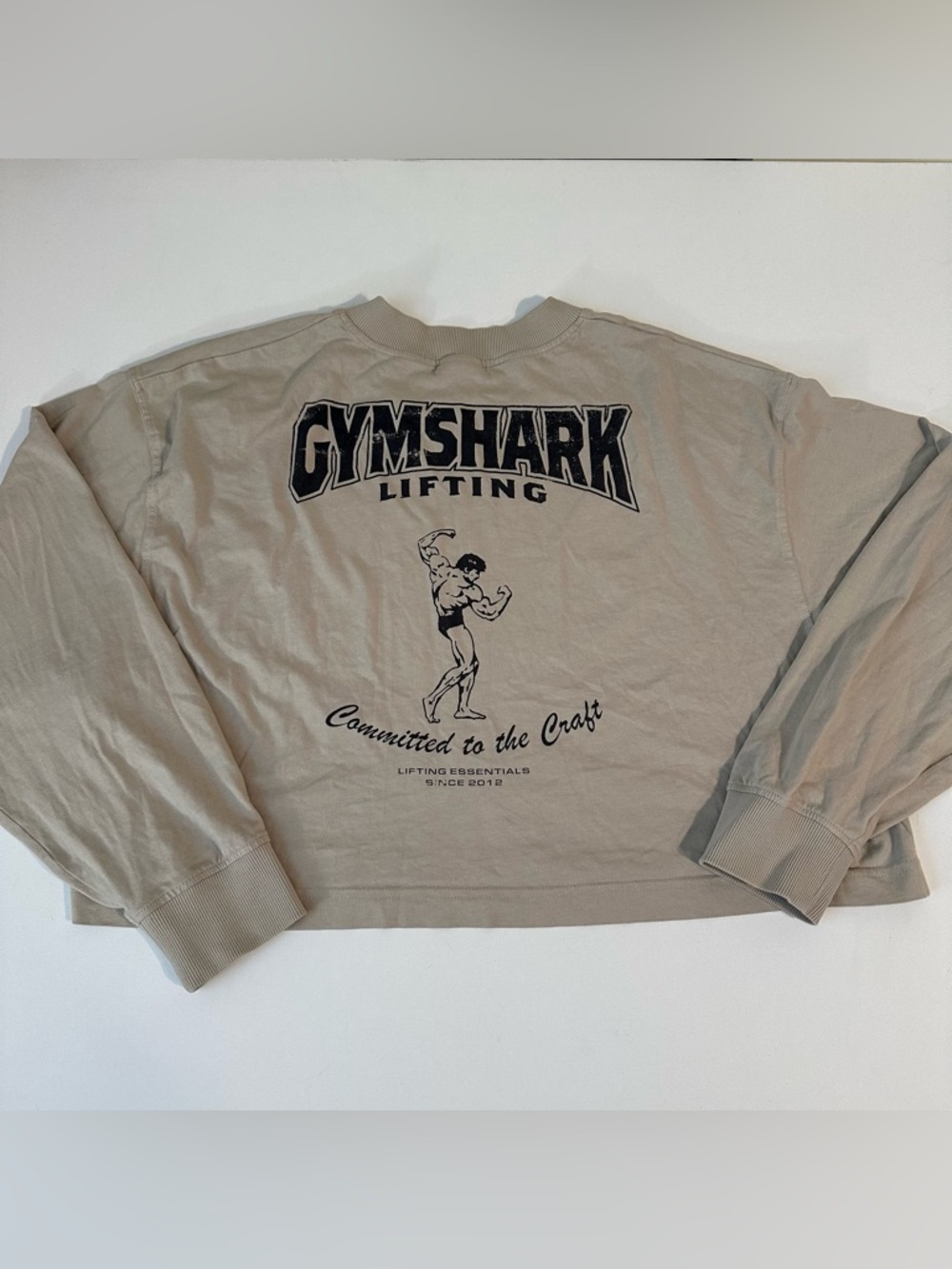 GYMSHARK LIFTING - WOMENS CROPPED - LONG SLEEVE ATHLETIC SHIRT